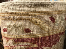 Load image into Gallery viewer, Fine Mahal Rug. 13′.9″ x 10′ Natural Dye, Hand Spun, 100% Wool Pile