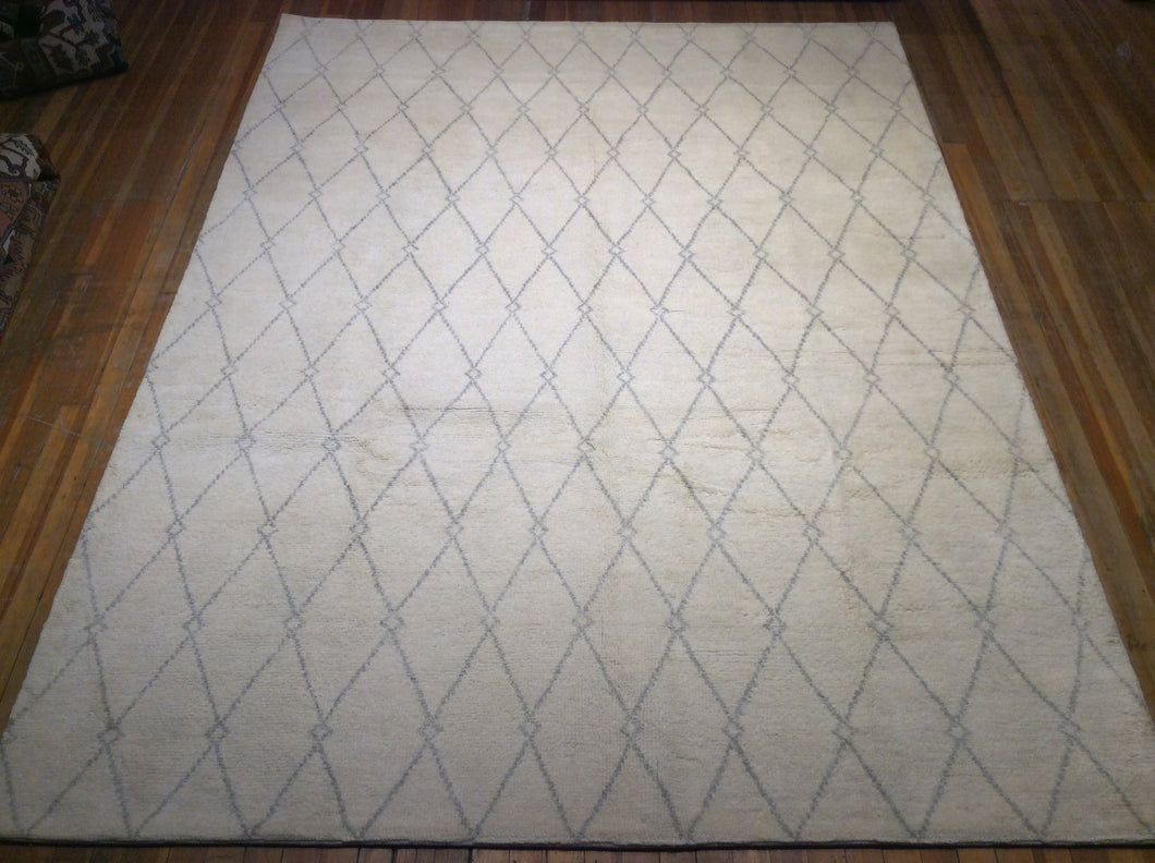 Moroccan Rug. 12′.2″ x 9′