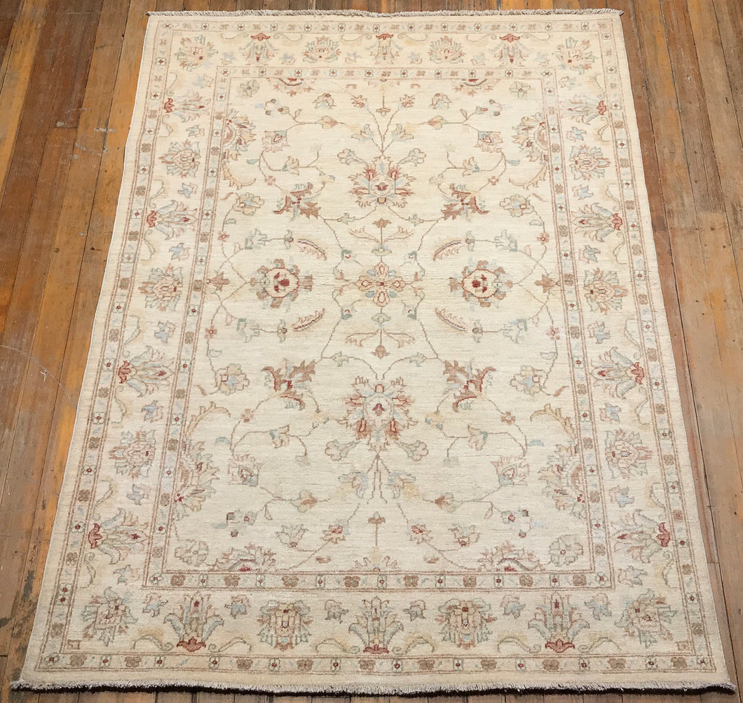 Mahal Natural Dyes / Hand Spun wool rug 6'.3